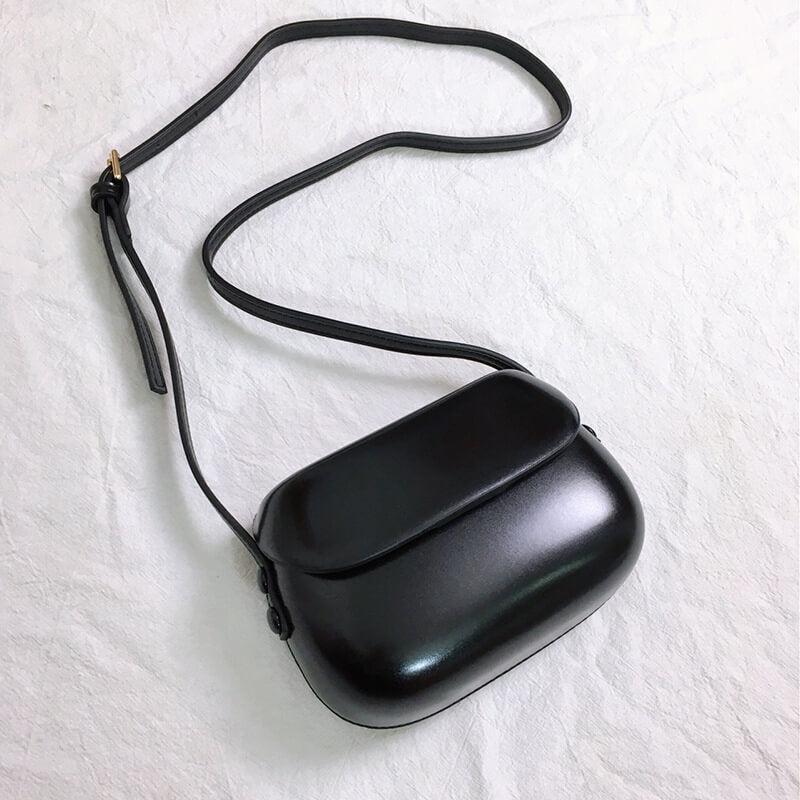 Minor Fault Leather Saddle Bag-DIVERSITY