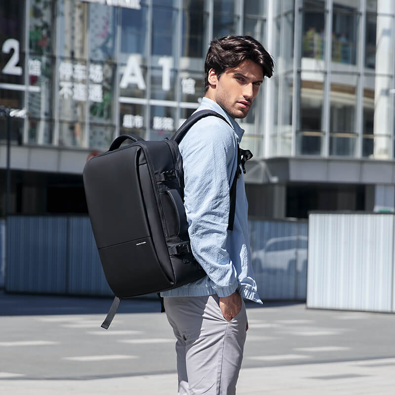 MARK RYDEN - The Super Backpack - Black