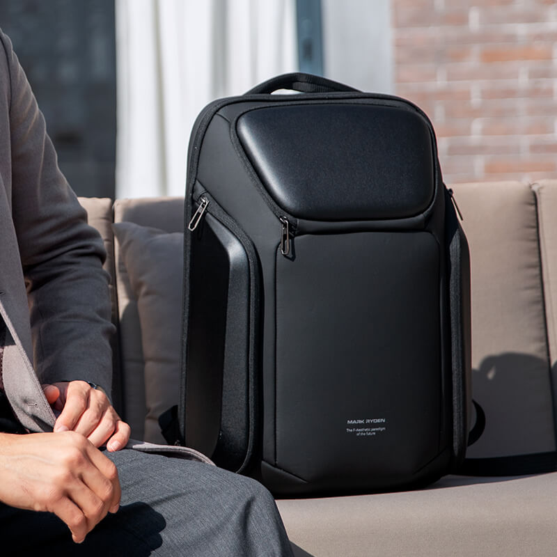 MARK RYDEN - Polycom Backpack