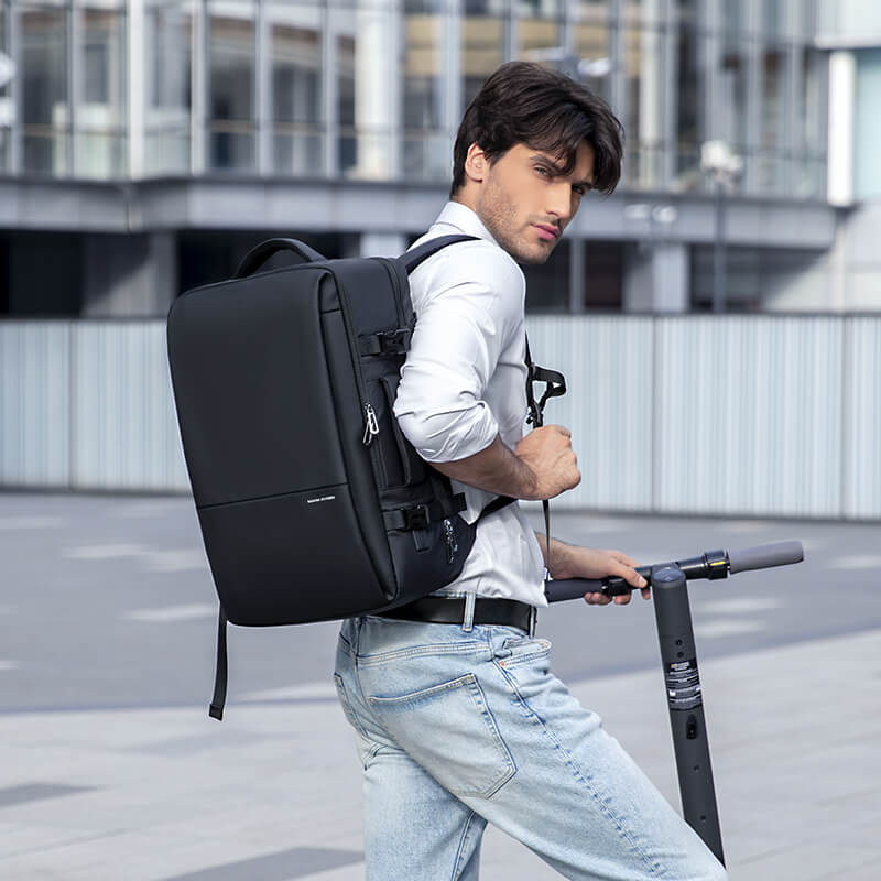 MARK RYDEN - The Super Backpack - Black