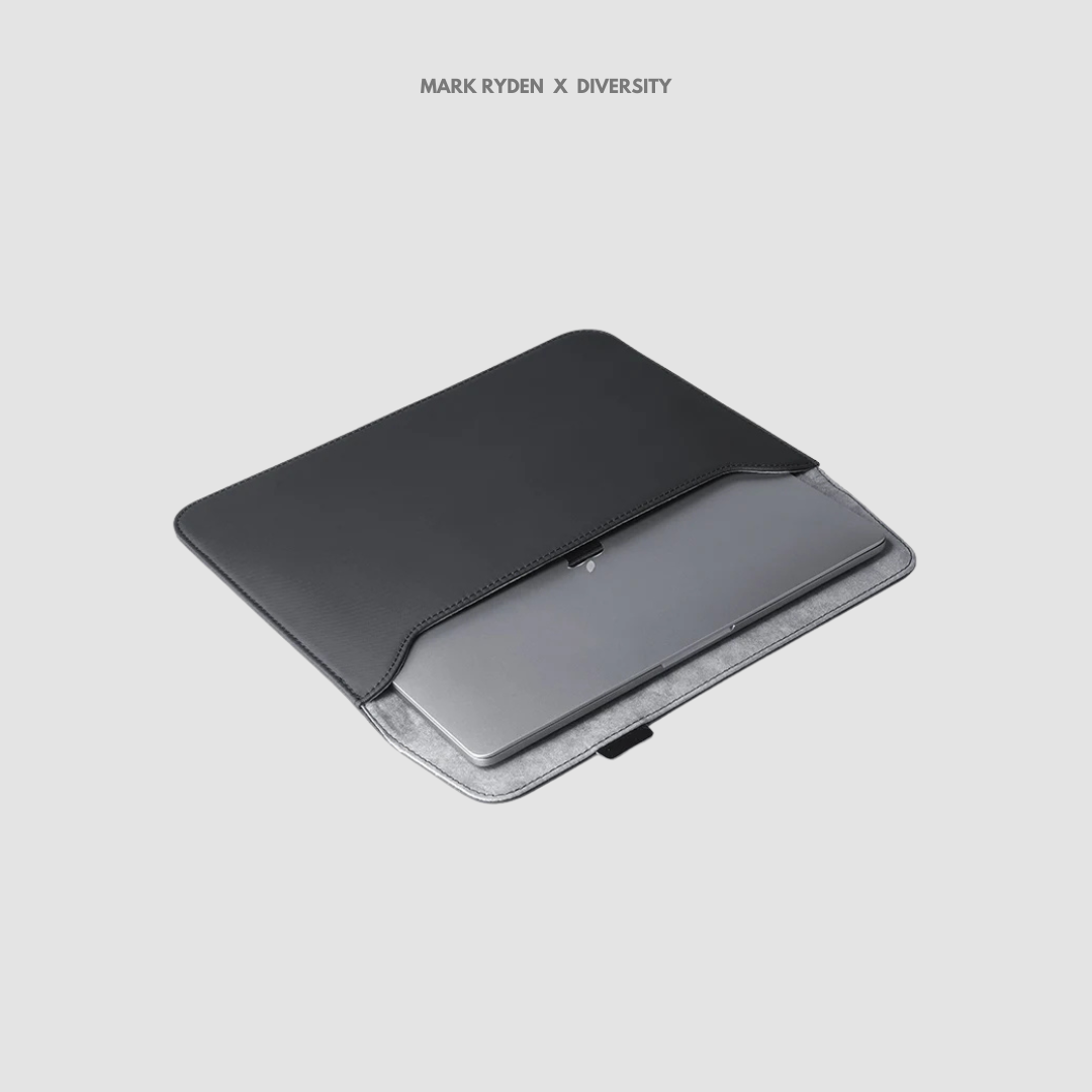 MARK RYDEN - Sheer Professionals Laptop Sleeve - Black