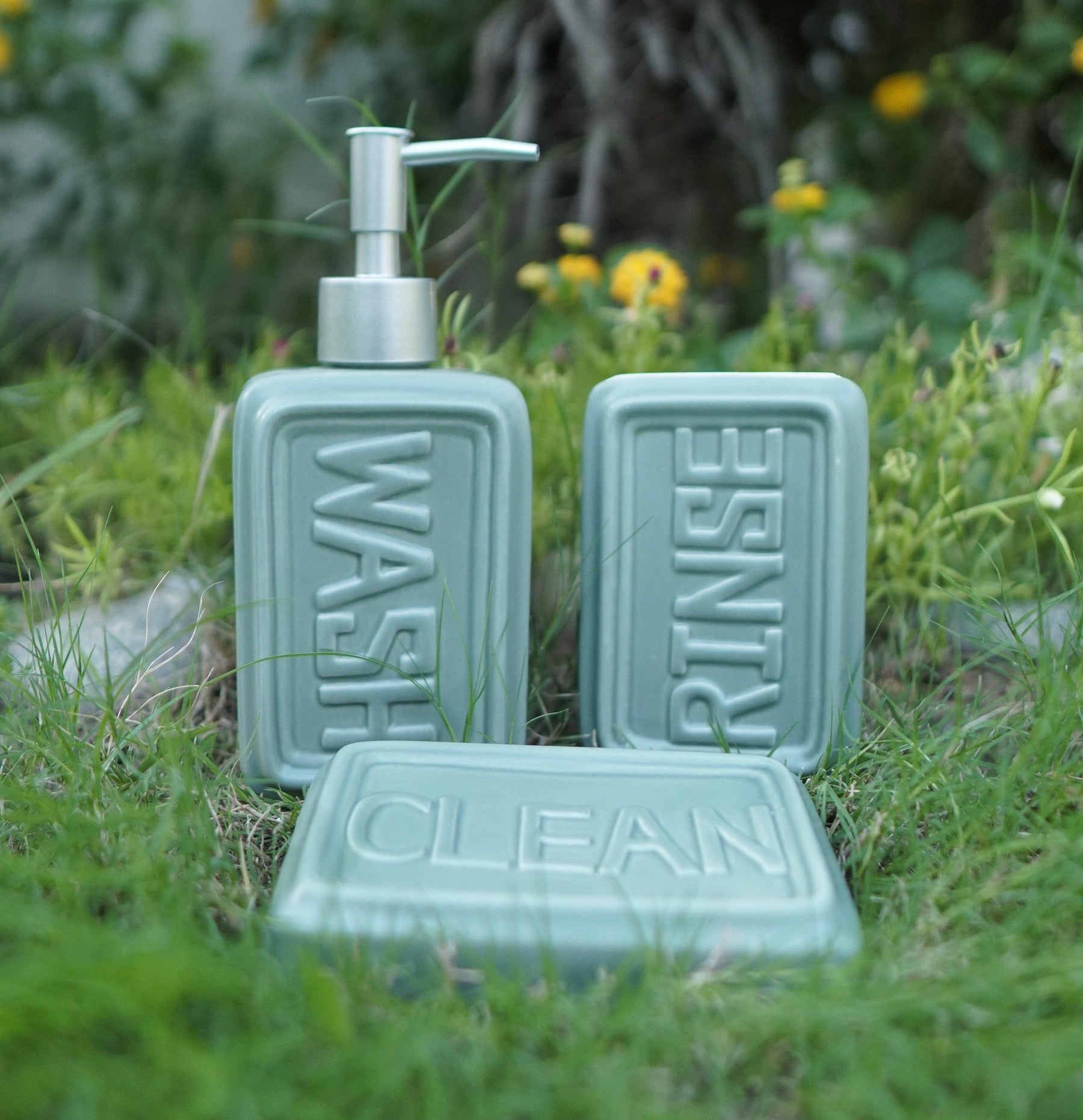 Ceramic Bathroom Set - Engraved - Olive Green