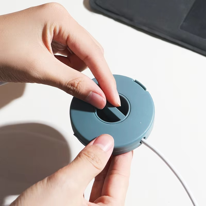 Mini Portable Rotating Cable Organizer