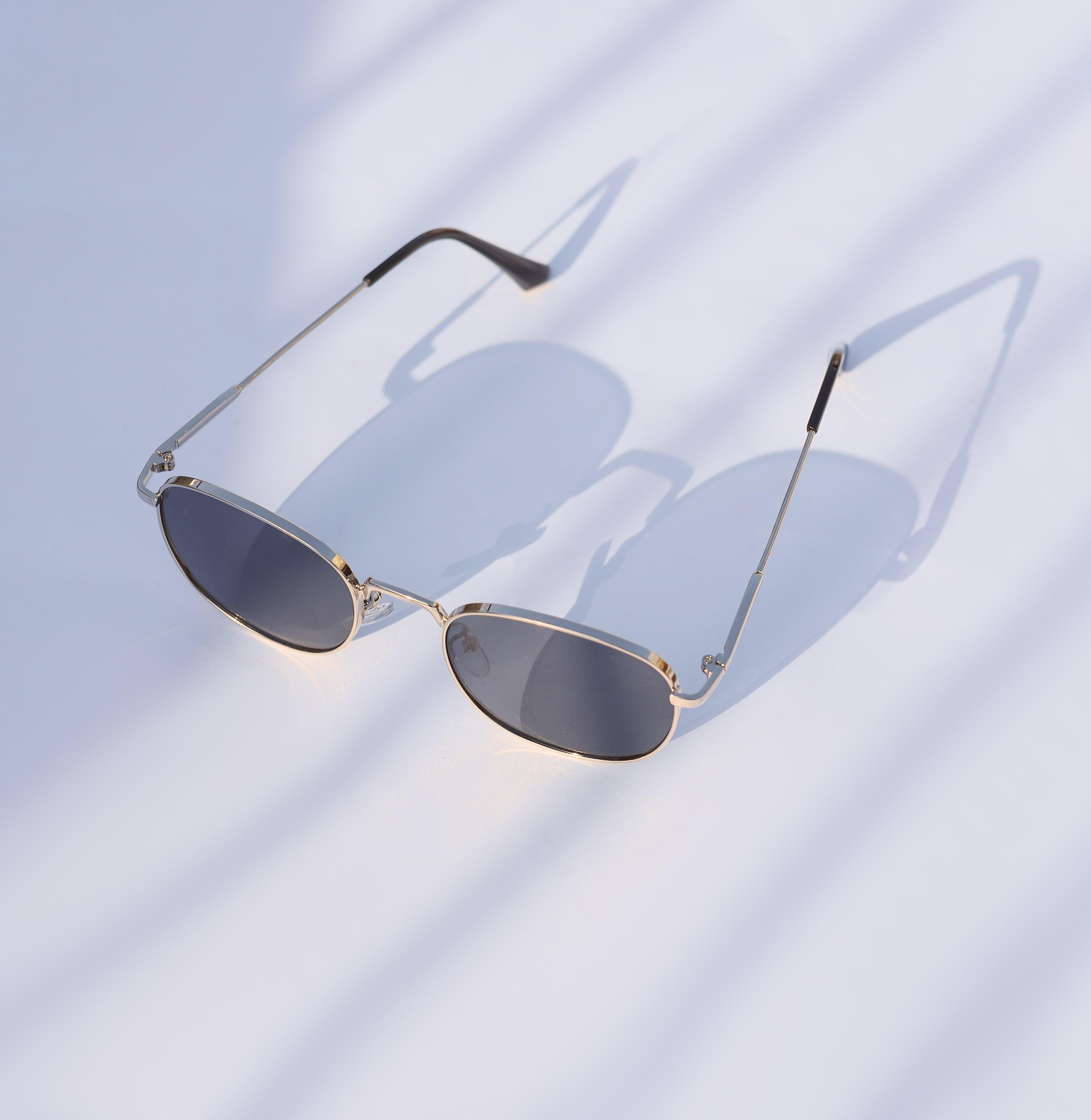 Modern Noir Round Sunglasses-DIVERSITY