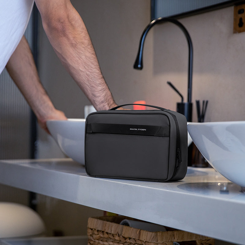 MARK RYDEN - Multi Layer Toiletry Bag
