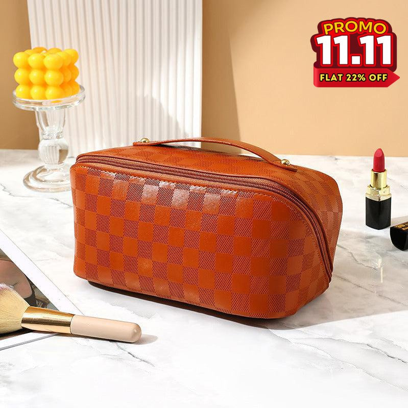 Checkered Pattern Cosmetic Pouch-DIVERSITY