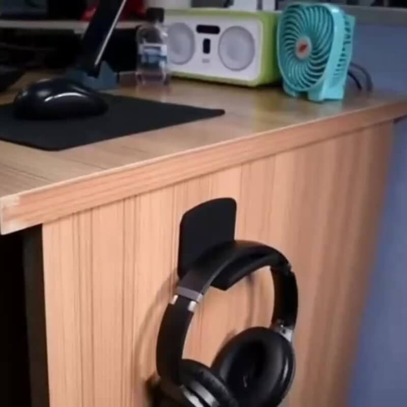 Wall-Mounted Headphone Holder