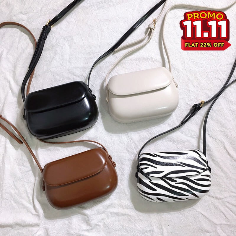 Minor Fault Leather Saddle Bag-DIVERSITY