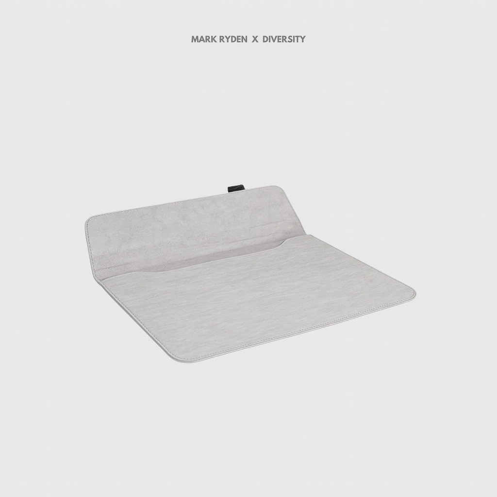 MARK RYDEN - Sheer Professionals Laptop Sleeve - Ash White