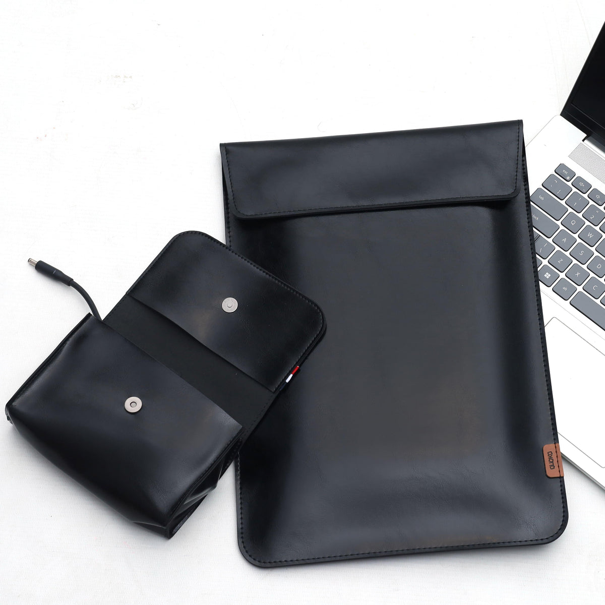 Laptop Sleeves - Premium Laptop Sleeves in Pakistan - DIVERSITY