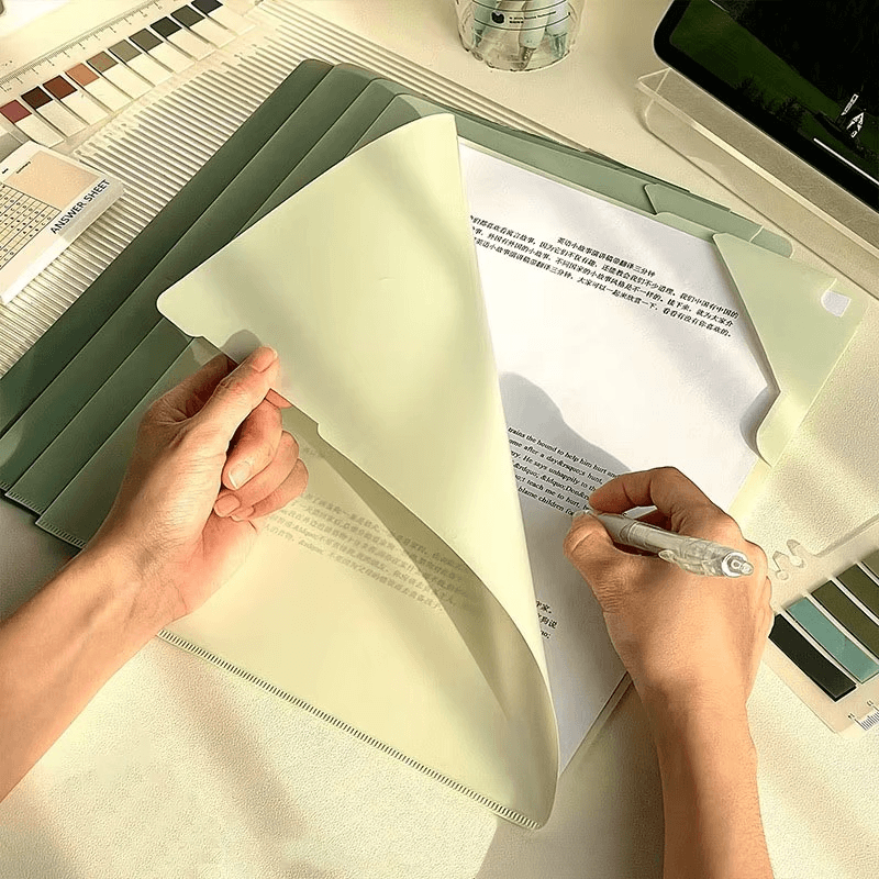 A4 Gradient File Folder Set
