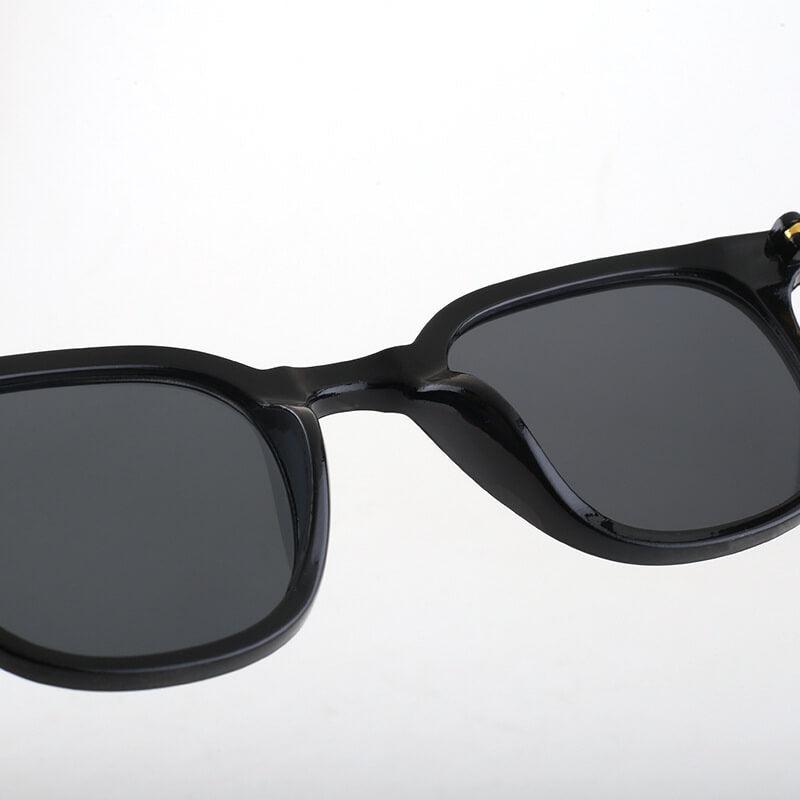 Retro Wood Wayfarer Sunglasses - Frosted Black