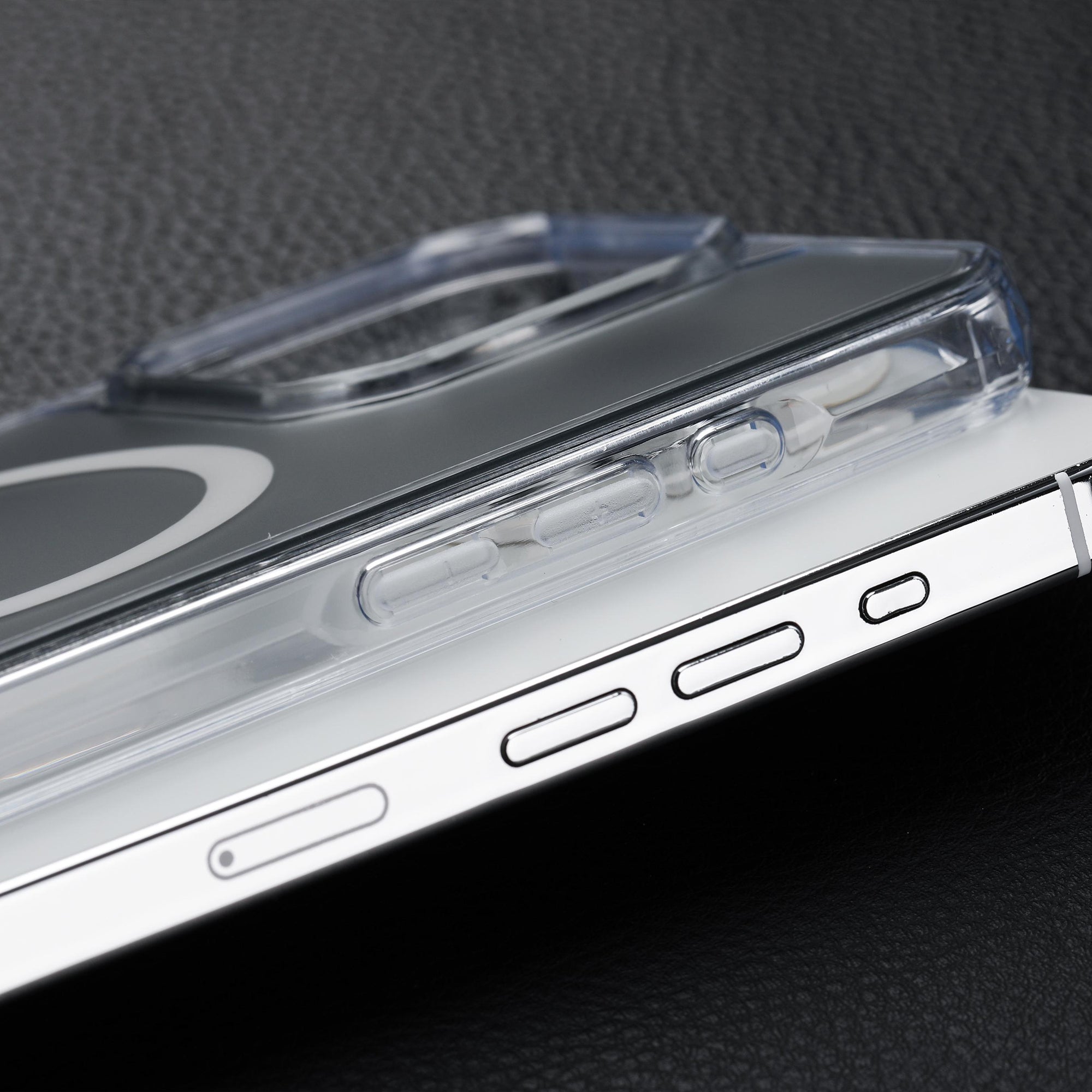 GRIPP Neo MagSafe Smoke iPhone Case