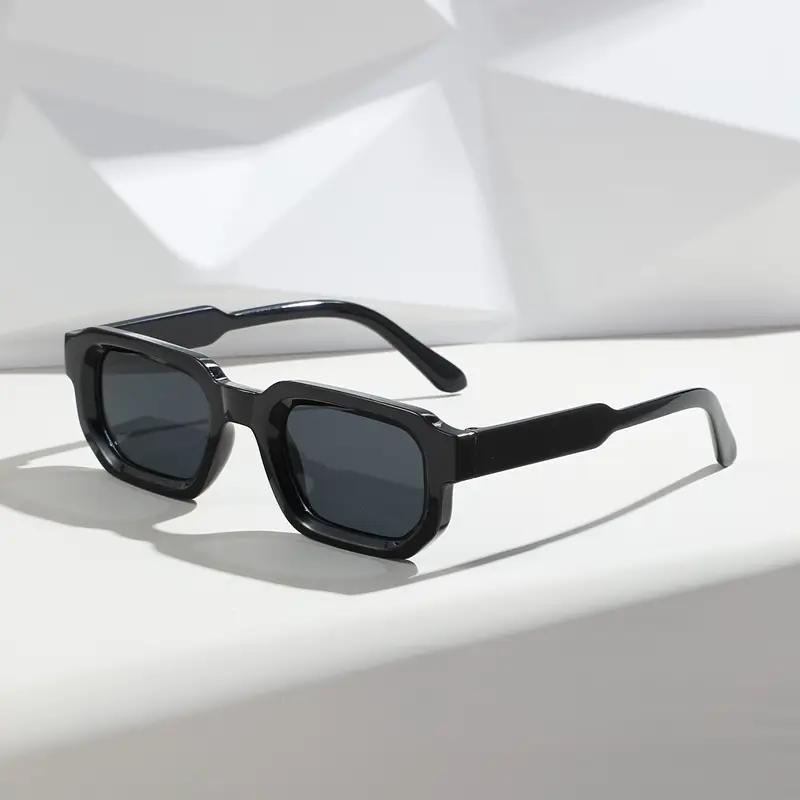 Modern Square Luxe Sunglasses - Black